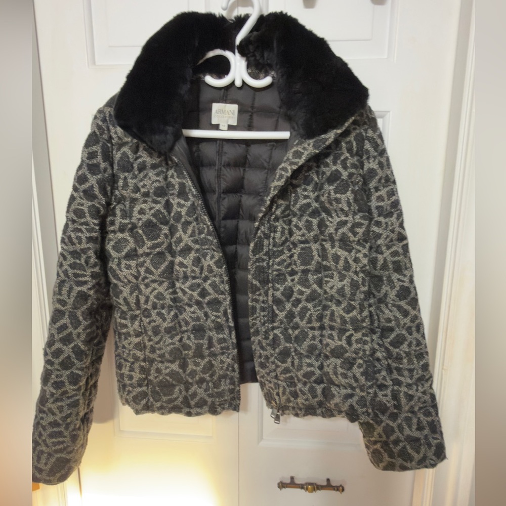 Armani Collezioni Women's Black and Cream Patterned Jacket - GUC